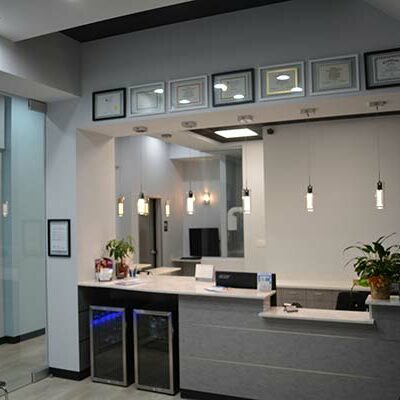 edge-dental-front-desk